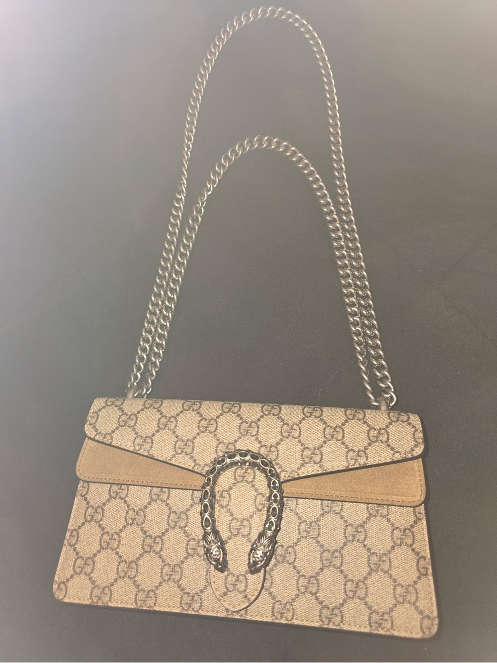 AUTHENTIC Gucci Dionysus Small beige GG Supreme shoulder bag with silver chain - Picture 1 of 8